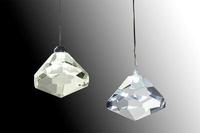 Beleuchtete Glasdiamanten